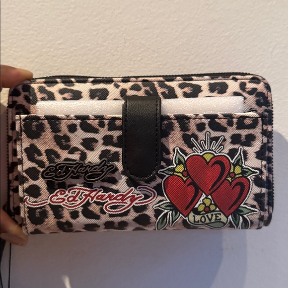 Ed Hardy Pink Leopard Wallet with Heart Embroidery - Picture 1 of 14
